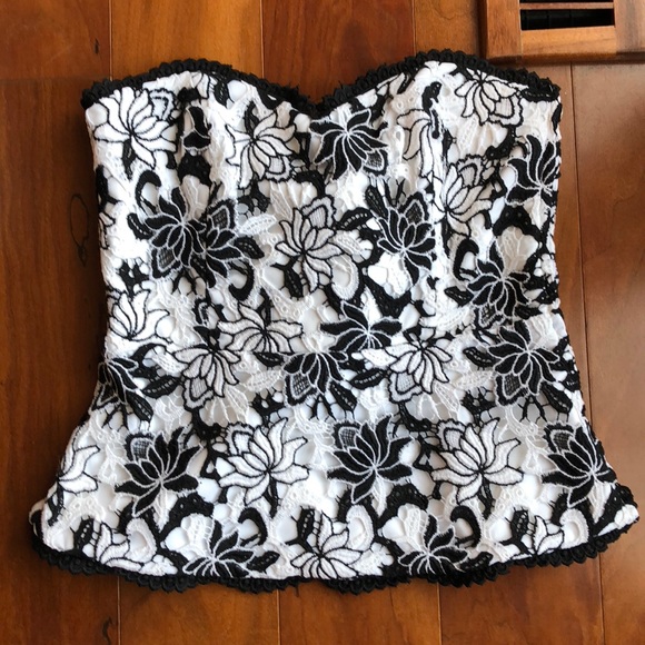 White House Black Market Tops - NWT WHITE HOUSE BLACK MARKET FLORAL LACE BUSTIER,6